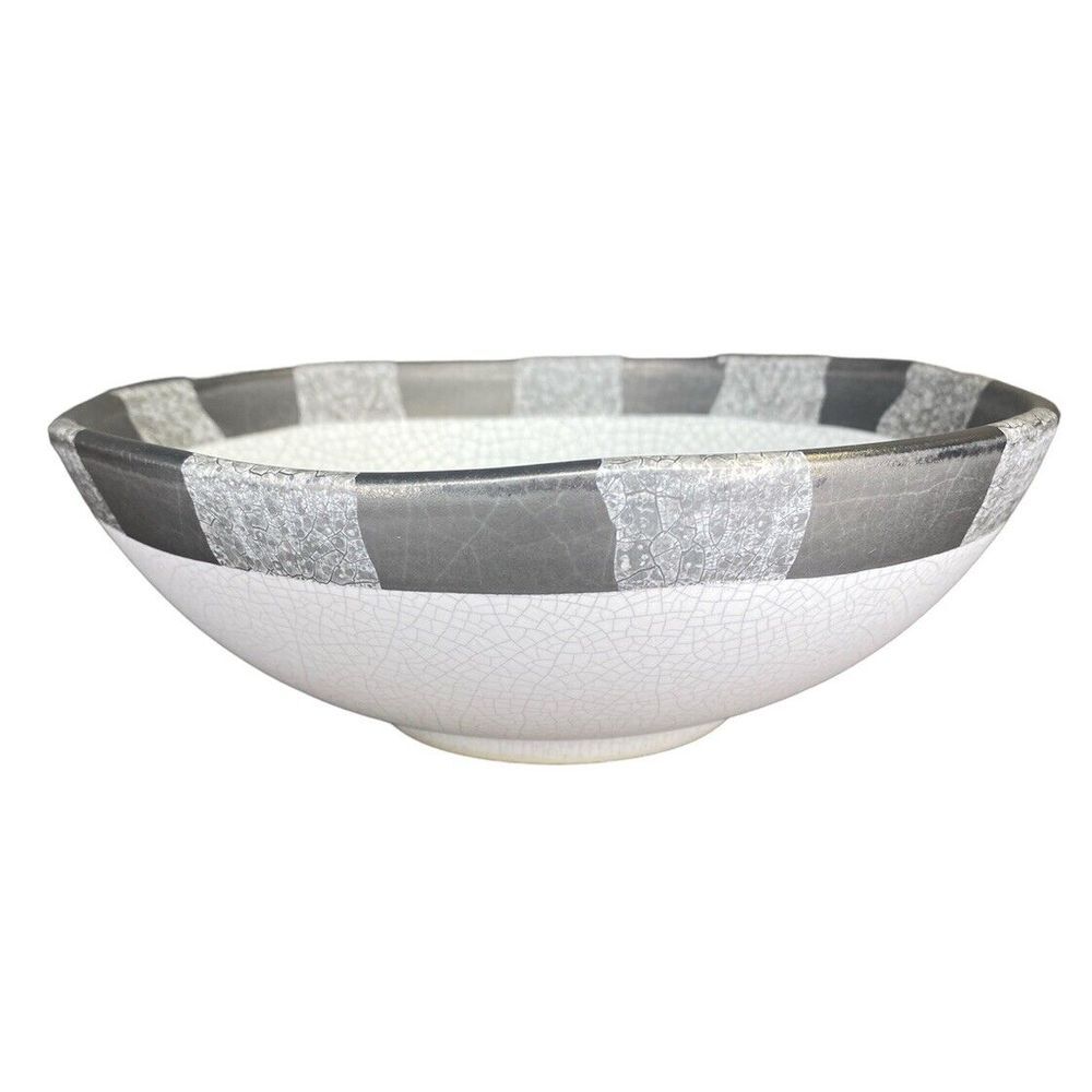 Michael Wainwright Art Pottery Ceramic Bowl Platinum Crackle Ivory Gray